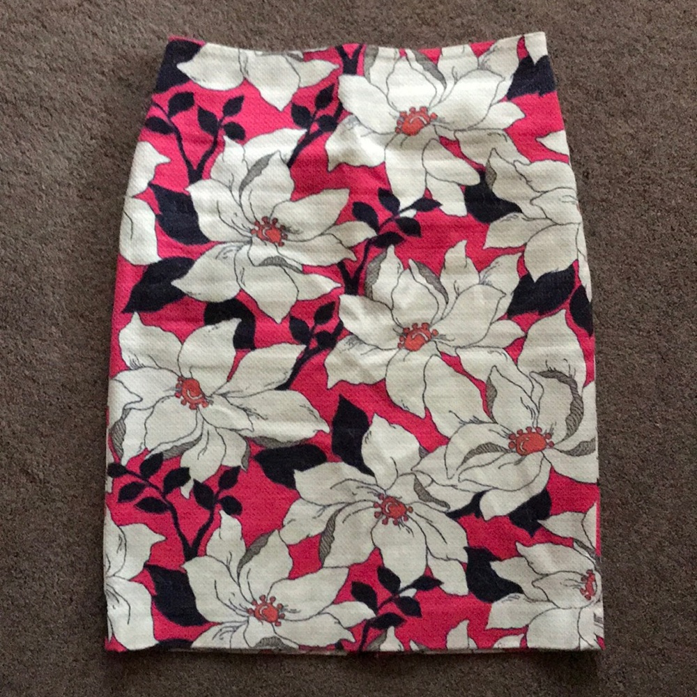 Ann Taylor textured skirt